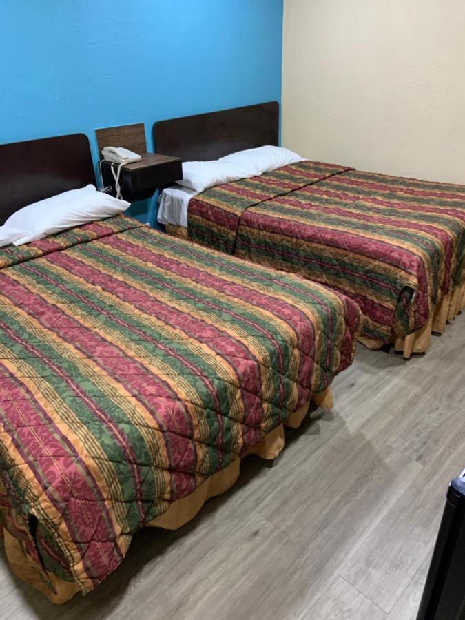 Royal Relax Inn 페어몬트시티 외부 사진